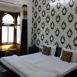 Hill Paradise Home Stay