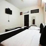 Hotel Lotus Inn Near Udaipur City Railway Station