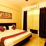 Hotel Ace Plaza