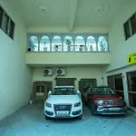 Tripli Hotels Shiv Villas