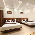 Hotel Vrinda Inn