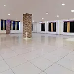 Fabhotel Lavishka Palace