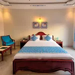 Maan Vilas By Stone Wood Premier