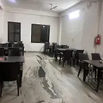 Shanti Palace Hotel
