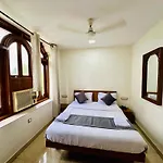 Empire Palace Hotel
