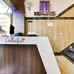 Super Hotel O Ratnam Palace