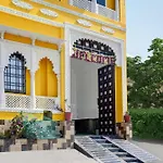 Spot On Hotel Raj Villa
