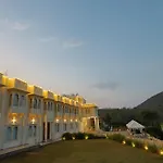 Rasm Resort