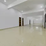 Hotel O Radhe