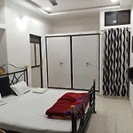 Rajasthani Haveli Hotel