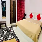 Shree Kesar Inn