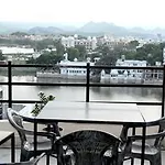 Shiva Guest House