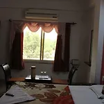 Hotel Rajpal Palace
