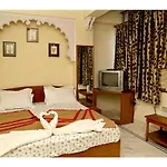 Hotel Amber House
