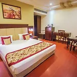 Gold Leaf Hotel