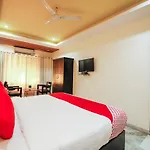 Oyo 24266 Hotel Gazebo