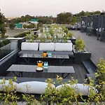 Hotel Lakend