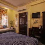 Le Pension Kesar Vilas