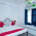 Oyo 156 Hotel Lake Haveli