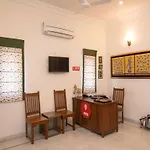 Oyo 13793 Villa Sagat Raaso