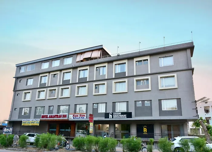Hotel Amantran Inn - Udaipur City Of Lakes