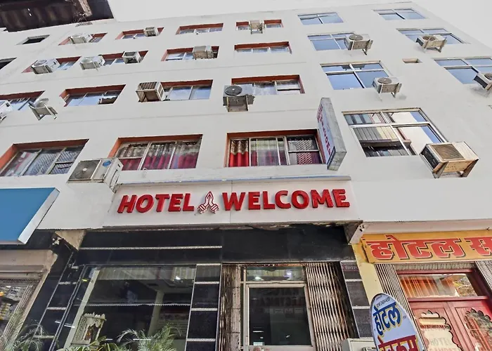 Collection O 85061 Hotel Welcome