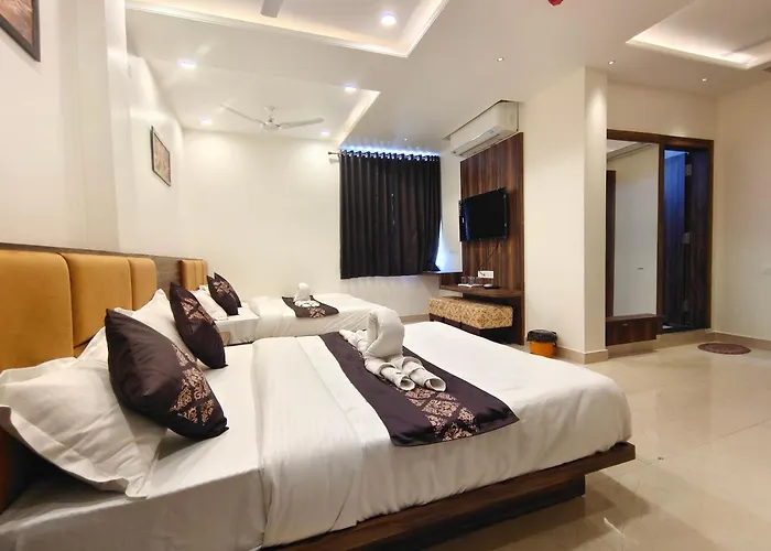Hotel Vrinda Inn