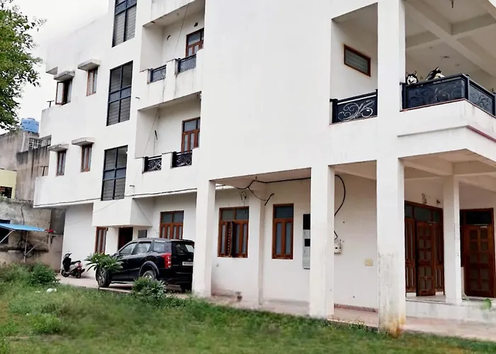 Aromo\'S Villa Udaipur