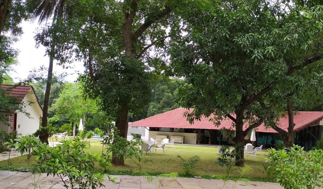 Hotel Aranya - A Nature 4*