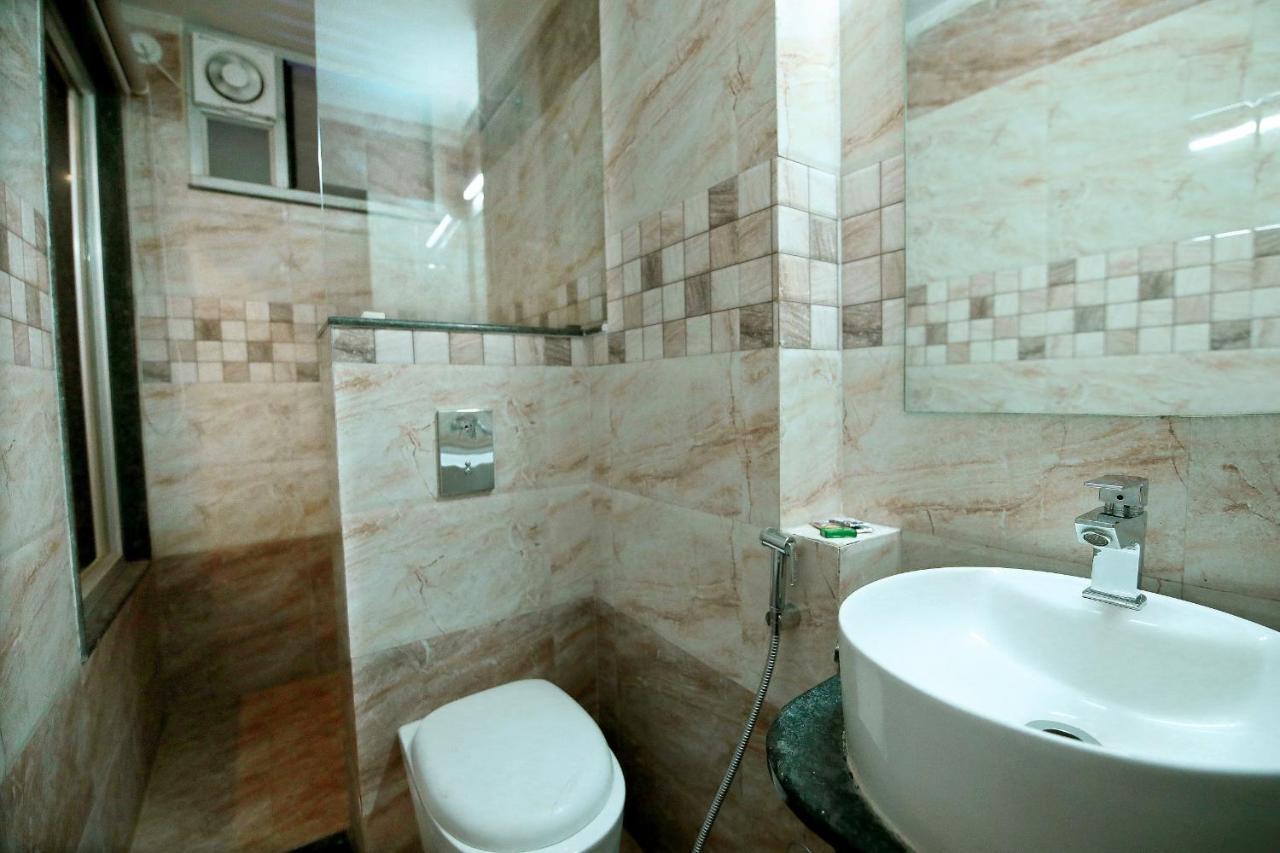 Sunflower Hotel 3*