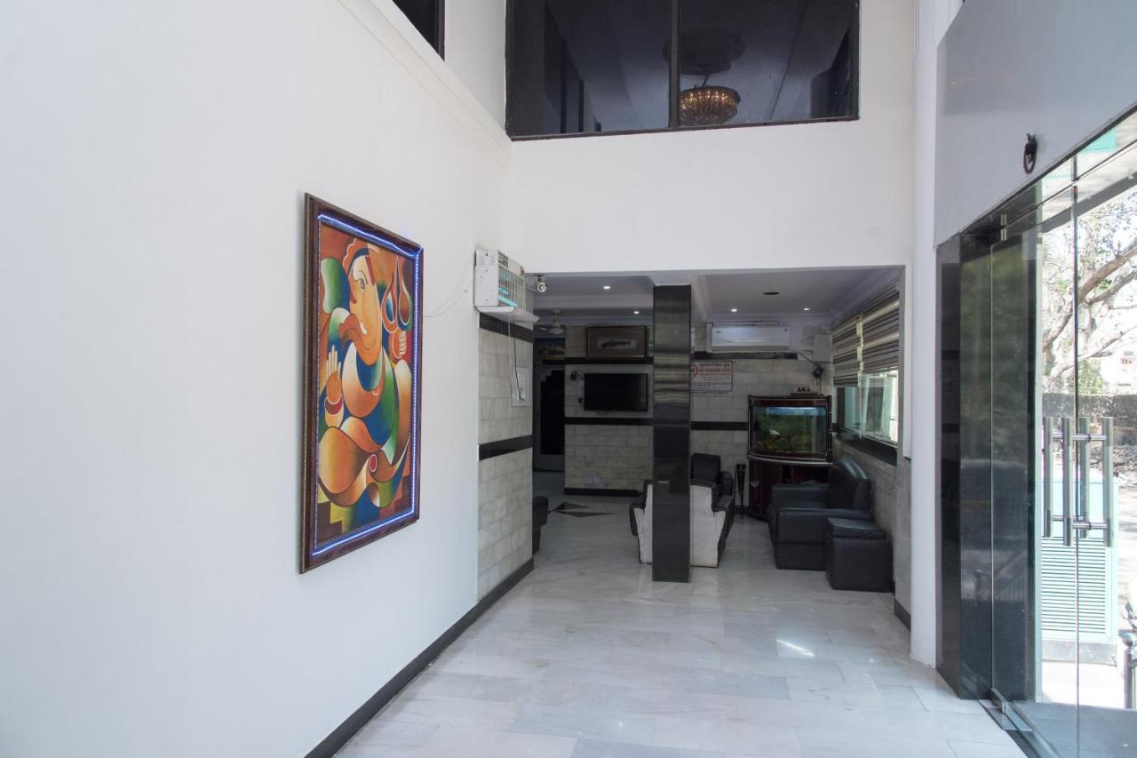 Oyo 12656 View International Hotel 3*