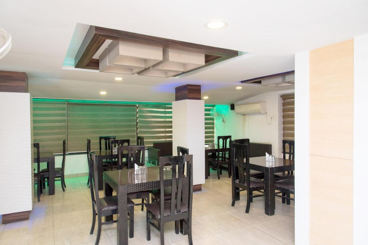 Hotel Oyo 12656 View International 3*