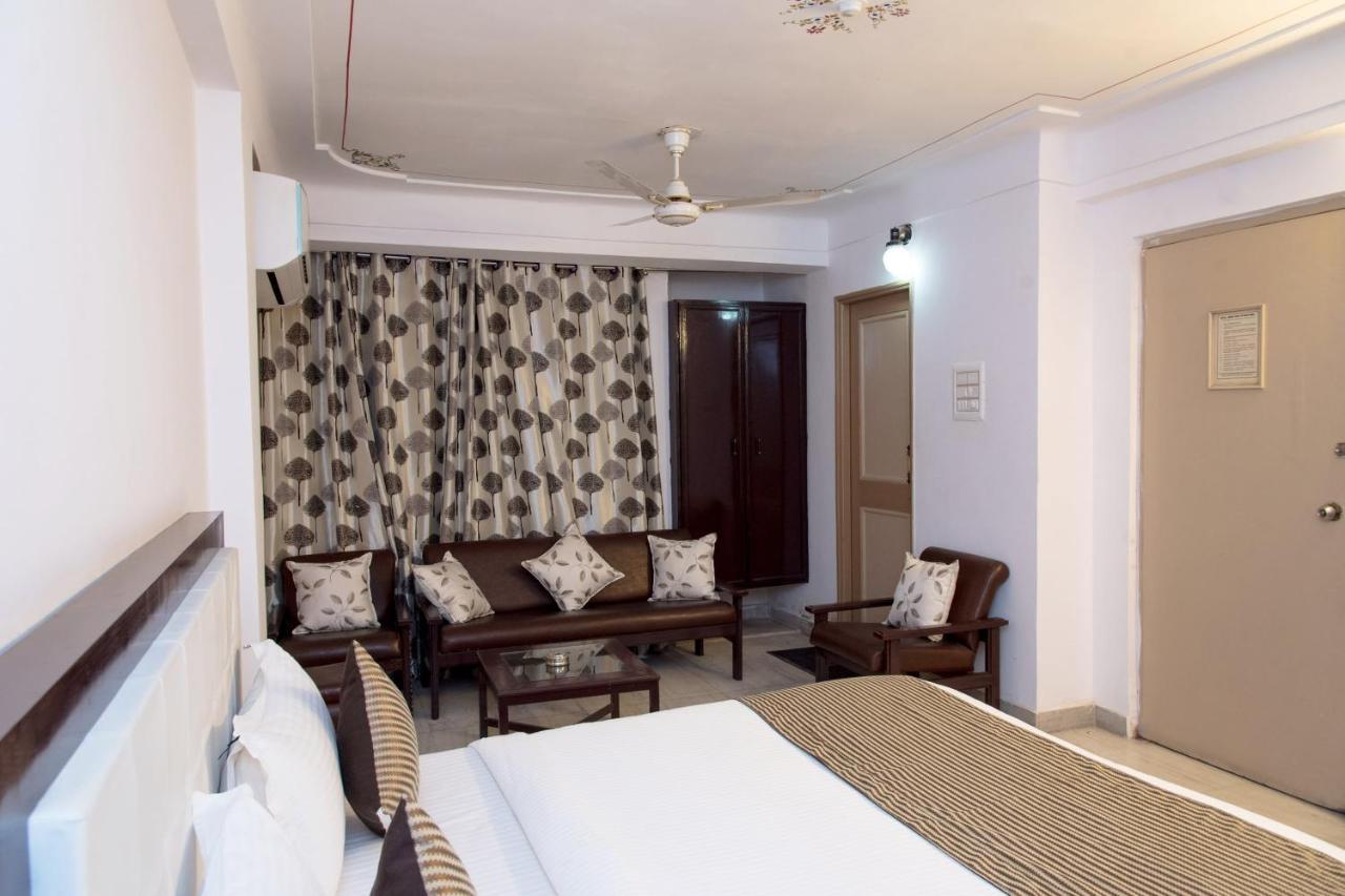 Oyo 12656 View International 3* Udaipur