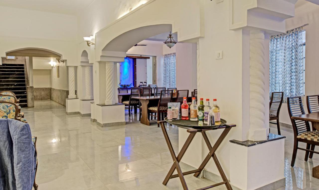 Hotel Meera