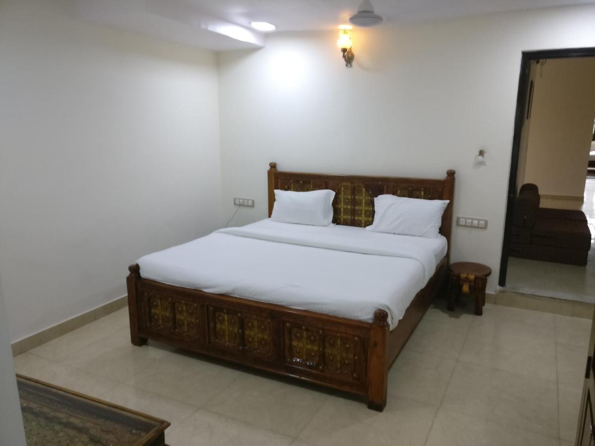 Empire Palace Hotel