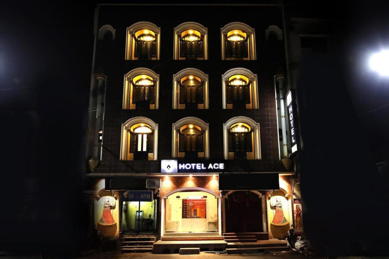 Ace Plaza 3*