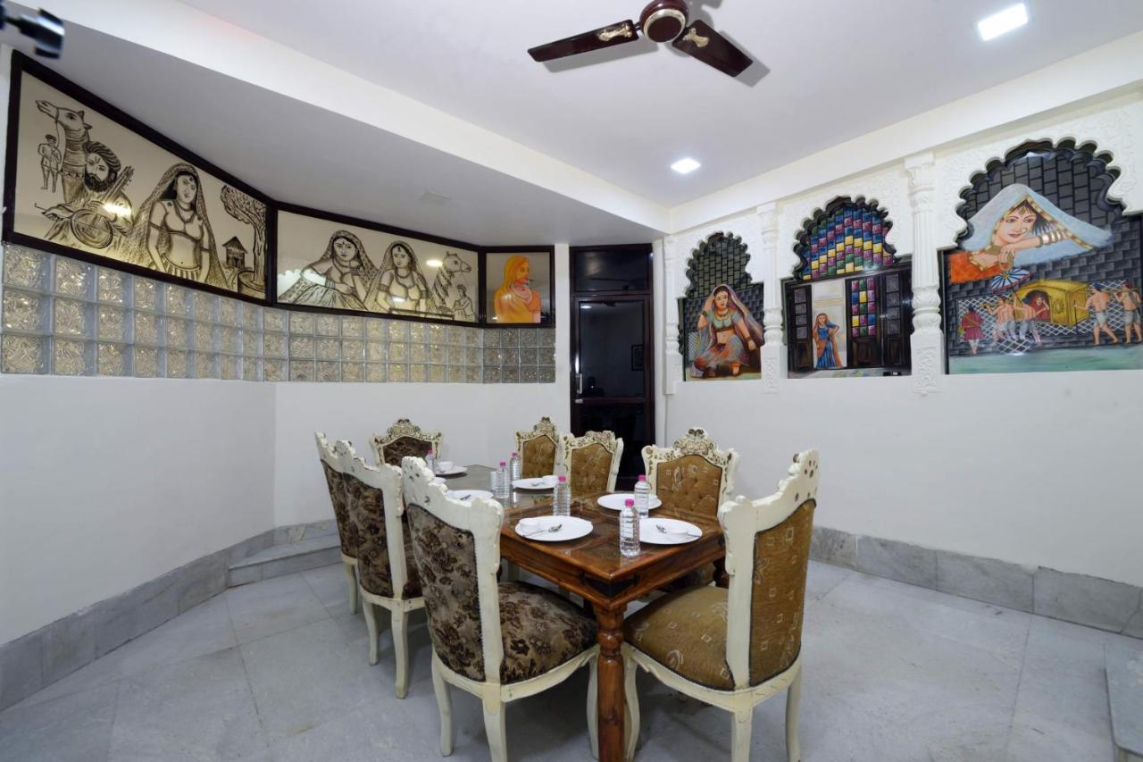 Empire Palace Hotel 3* Udaipur