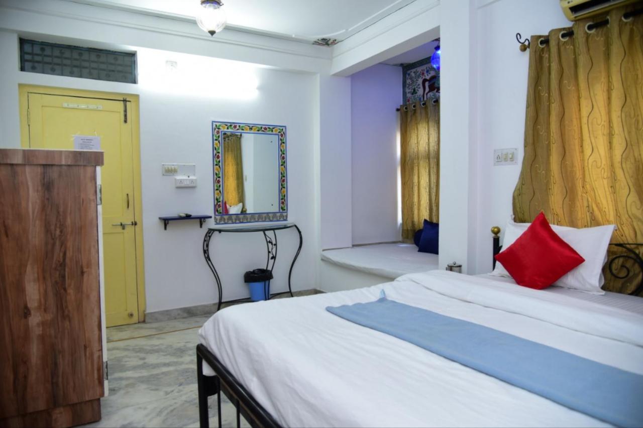 Hotel Minerwa On Lake Pichola