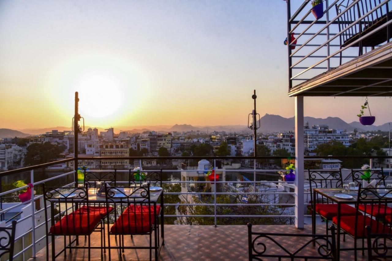Hotel Minerwa On Lake Pichola
