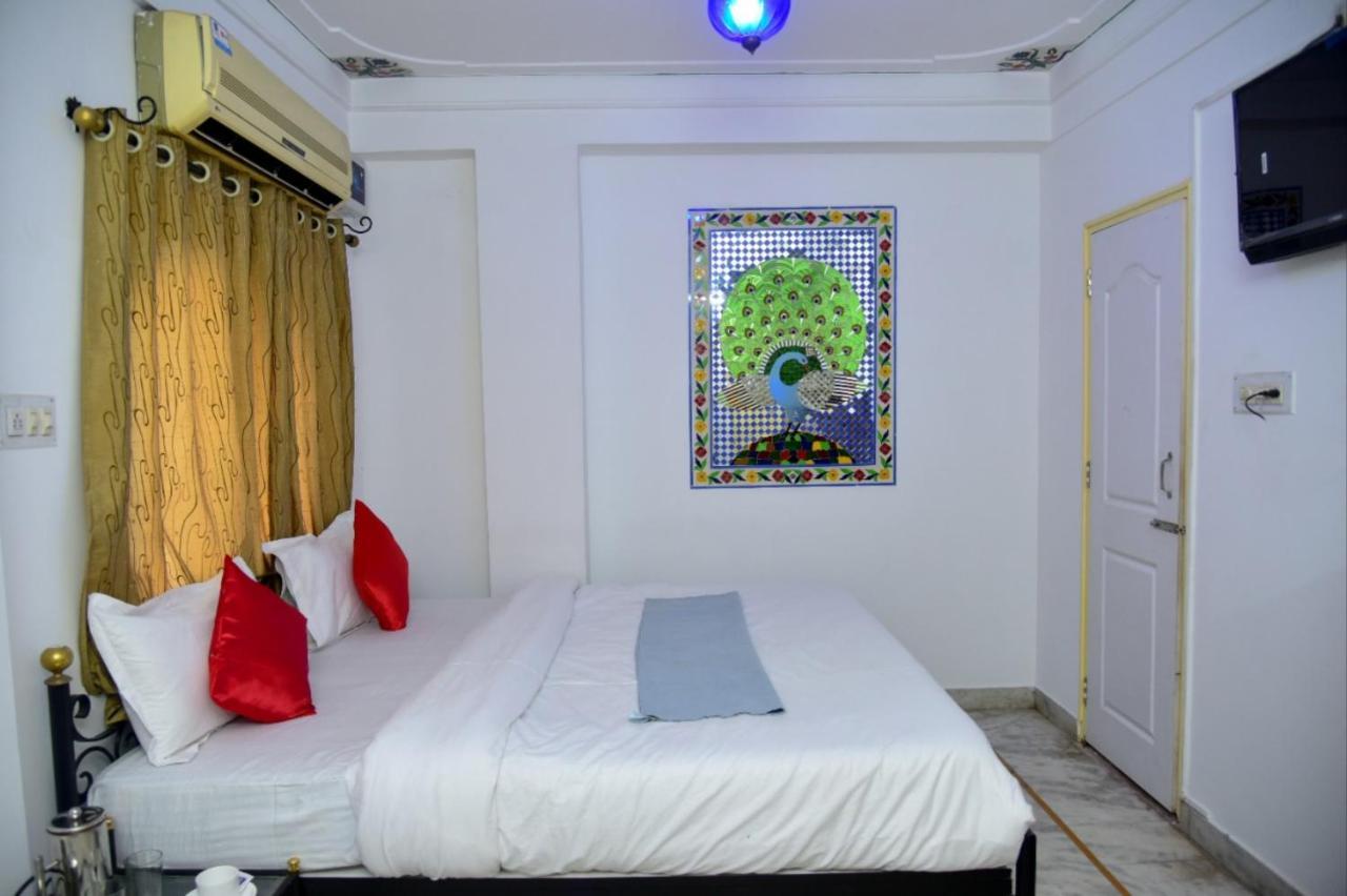 Hotel Minerwa On Lake Pichola *