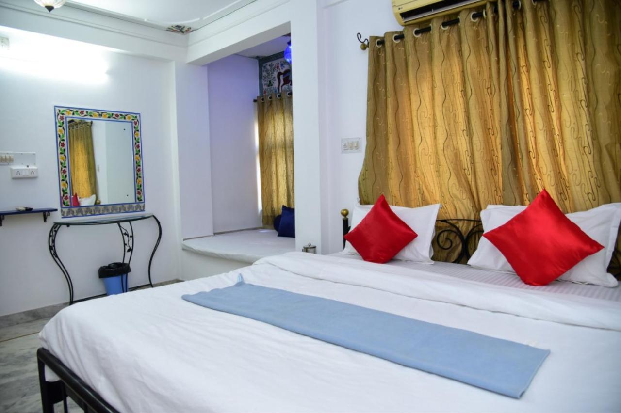 Hotel Minerwa On Lake Pichola
