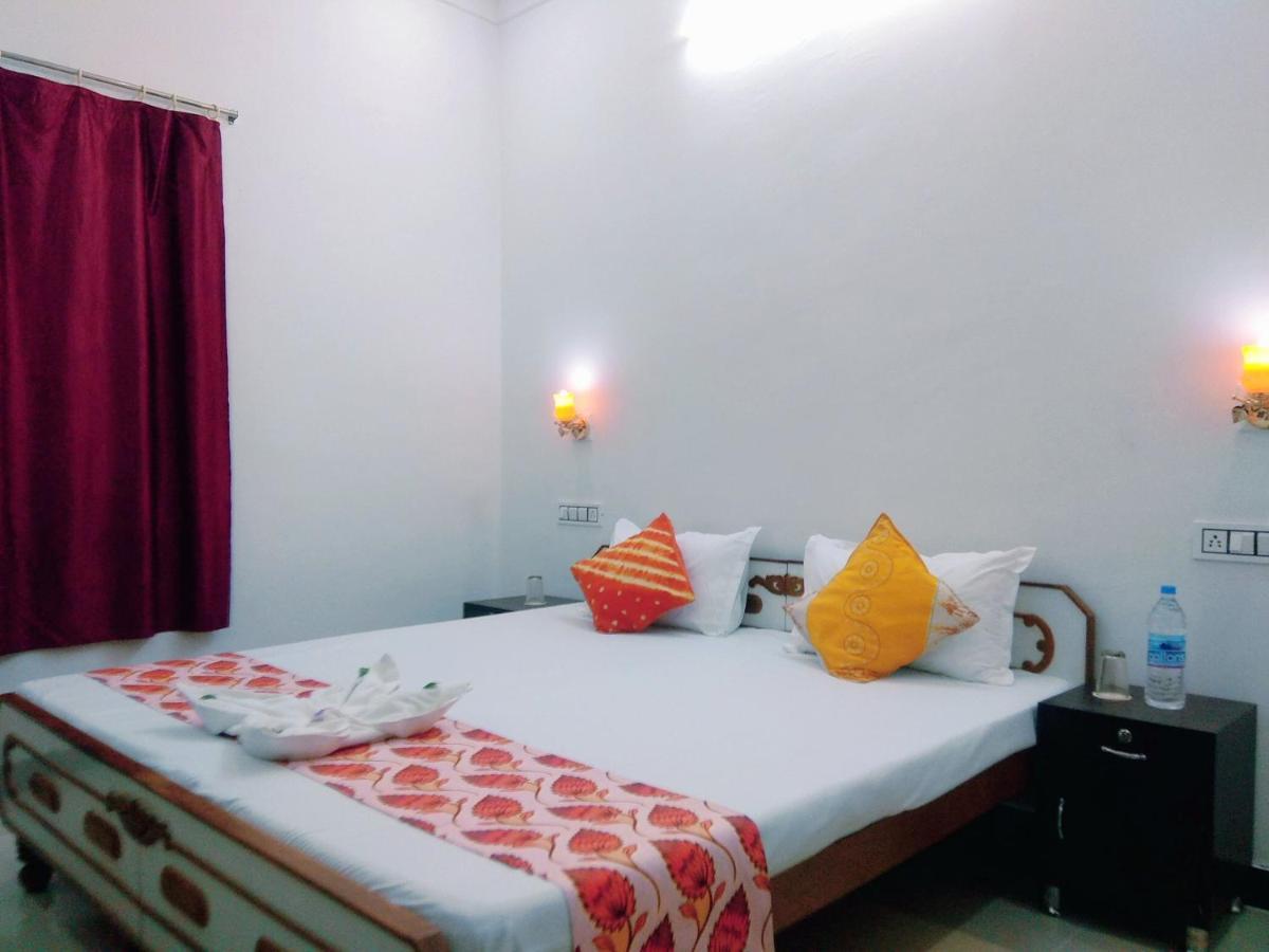 Amritchandra And Hostel Udaipur