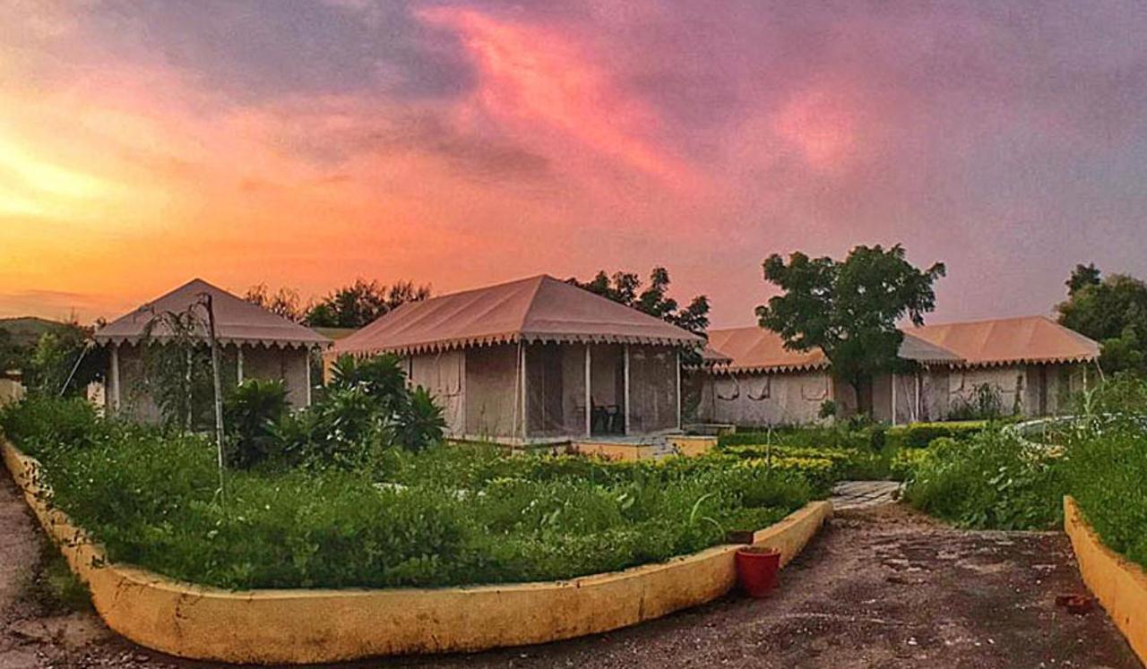Resort Rasik Priya 3*