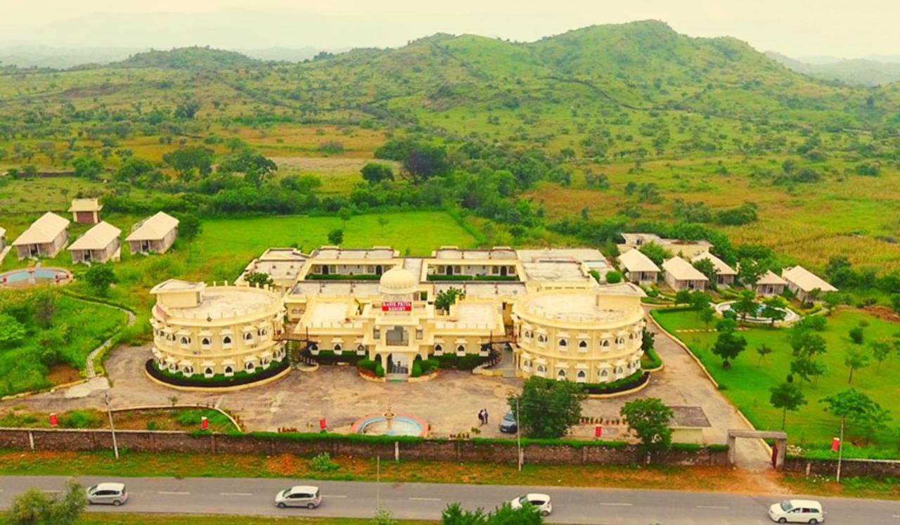 Rasik Priya 3*