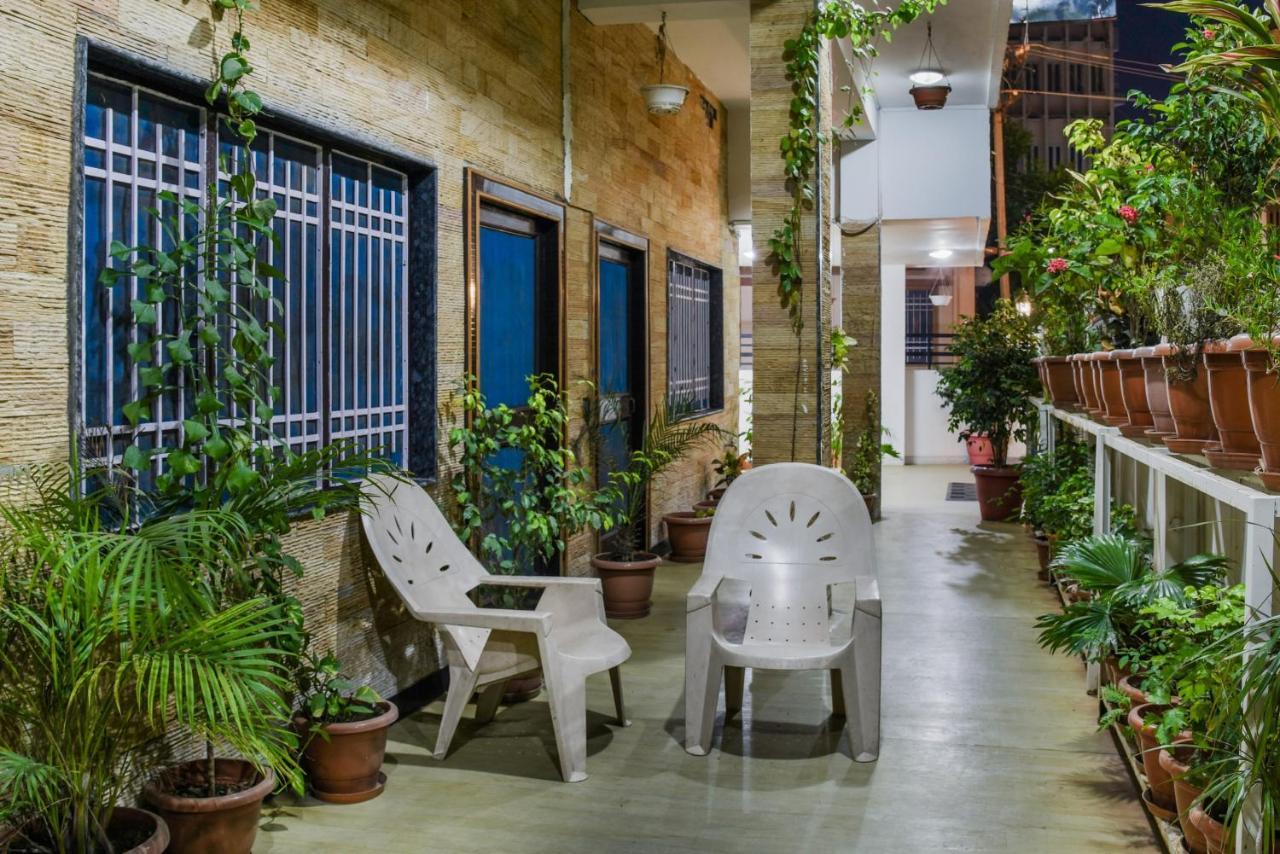 Oyo 11868 Rk Residency Hotel Udaipur