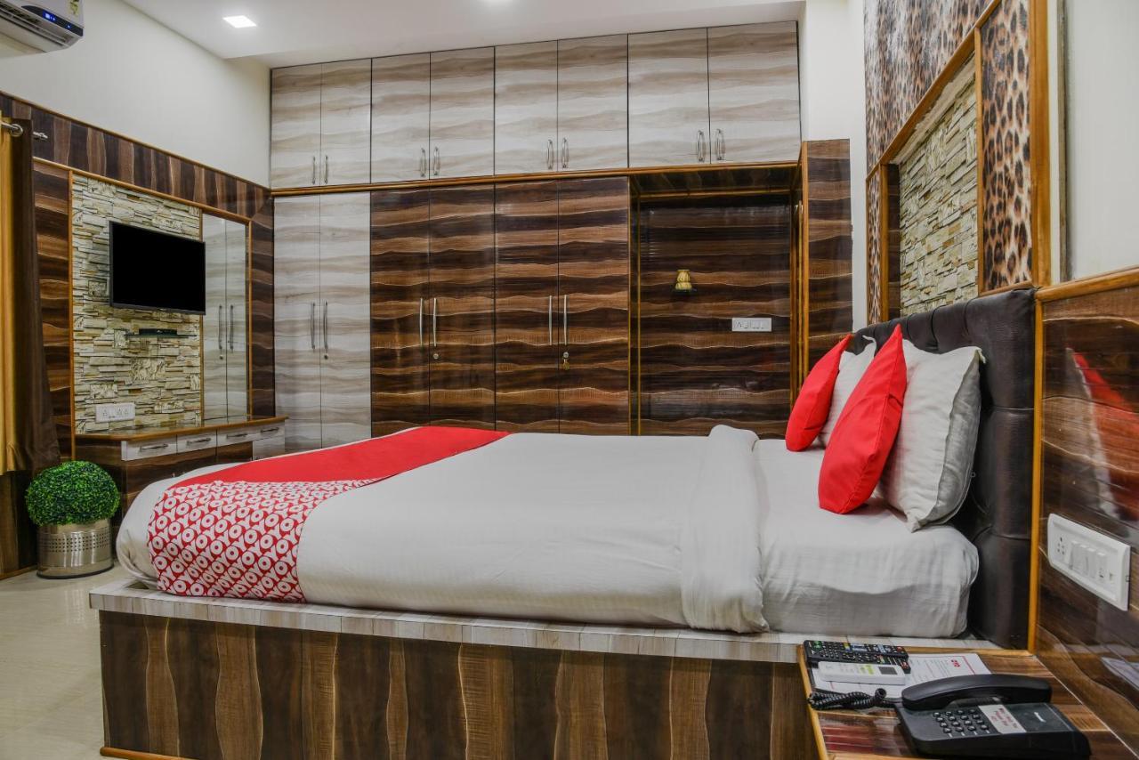 Oyo 11868 Rk Residency Hotel Udaipur