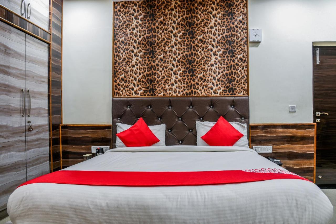 Hotel Oyo 11868 Rk Residency Udaipur