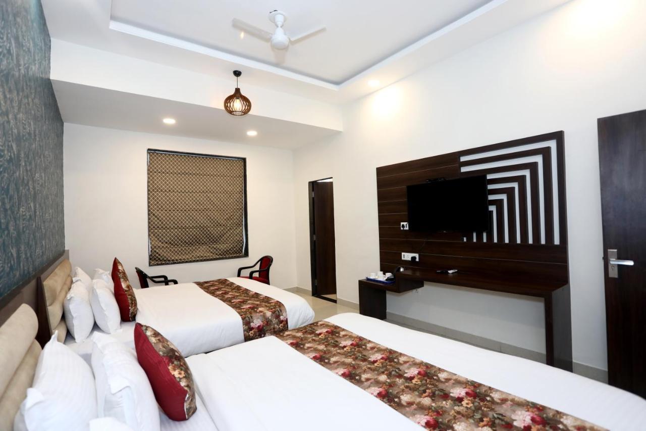 Bhairav Bagh With Swimming Pool Udaipur