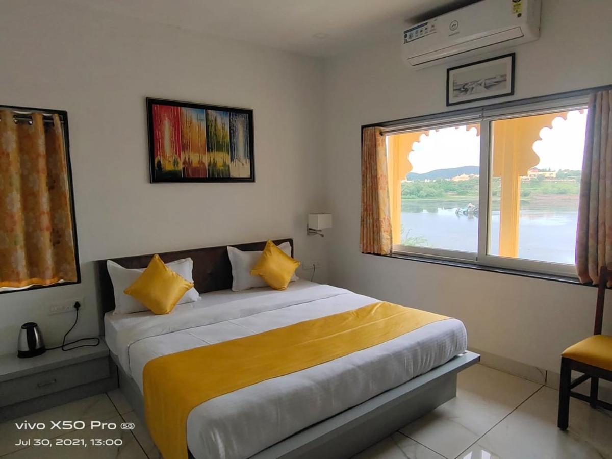Hotel Haveli Jai Durga At Pichola Lake Udaipur