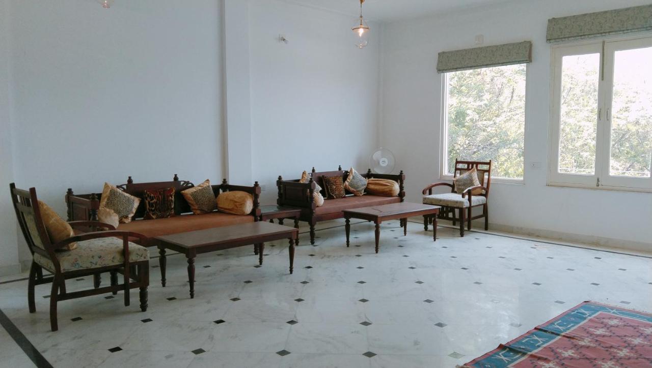 Pichola Lake Retreat Homestay *